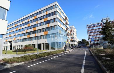 PREDAJ KOMERČNÝCH PRIESTOROV V PROJEKTE OMNIA | FLEXIBILNÉ VÝMERY