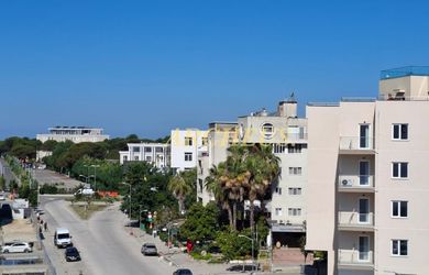 2-izbový apartmán s bazénom pri mori - Mali i Robit