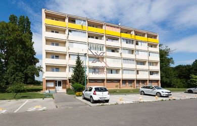 Rezervované - CreeX Reality – praktický 1-izbový byt s možnosťou vlastného parkovania - Piešťany