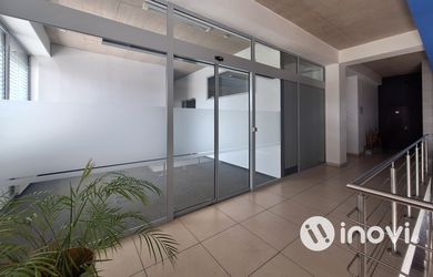 PRENÁJOM Reprezentatívne kancelárske priestory v R11