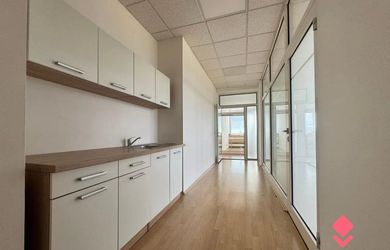 Kancelársky celok 113m2, Drieňová, Ružinov