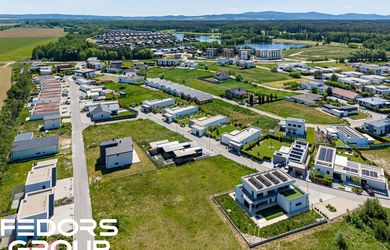 POZEMOK PRE RODINNÝ DOM V PRIAMEJ BLÍZKOSTI PENATI GOLF RESORT