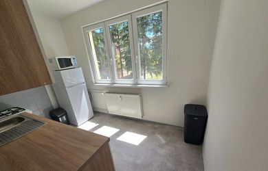 REZERVOVANÉ - TOP LOKALITA: Zrekonštruovaný 2-izbový byt, 55 m2 na Fándlyho ulici - Žilina