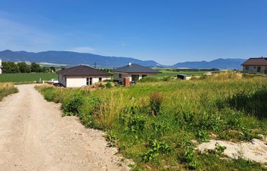 Stavebný pozemok, 710 m2, v obci Necpaly