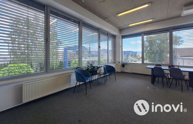 PRENÁJOM Reprezentatívne kancelárske priestory v R11