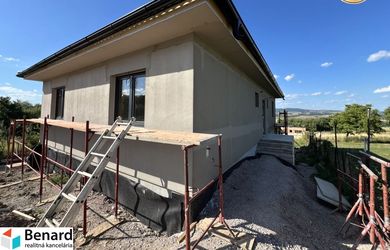 RODINNÝ DOM-DOKONČENÁ NOVOSTAVBA, OKRUŽNÁ PRI PREŠOVE,POZEMOK 620 m2,