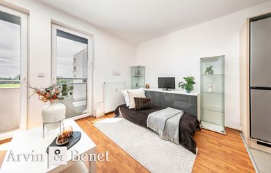 Arvin & Benet | Moderný byt s krásnym výhľadom do zelene na Bratislavskej ulici