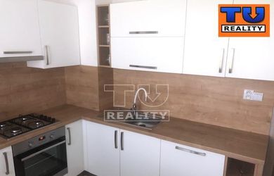 NA PREDAJ 2-IZBOVÝ BYT V DUBNICI NAD VÁHOM S VÝMEROU 52M2