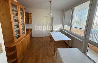 Na prenájom 3-izbový byt v centre mesta Martin