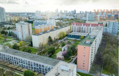 VYMEŇ SUSEDA! – Prenájom priestranného 2-izbového bytu s veľkou loggiou, Ružinov –  Astrová ul., Bratislava II