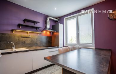 ???? Priestranný 3-izbový byt | Sihoť, Trenčín | 81 m² ????