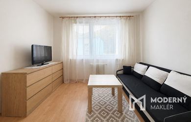 Na prenájom zariadený 1-izbový byt s balkónom v Trenčianskych Tepliciach – ulica SNP