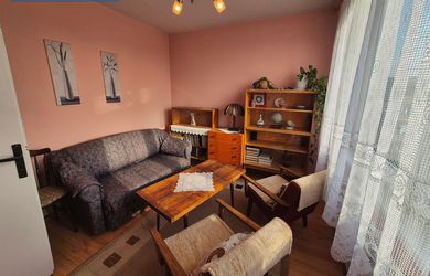 Na predaj 4.izbový byt s balkónom v Leviciach