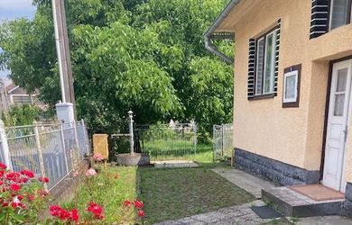 RD medzi VT a PO so širokým pozemkom a všetkými IS