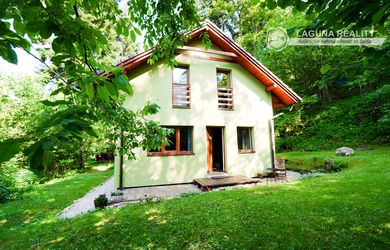 Novostavba chata v Slovenskom raji, Čingov. Celoročné bývanie v prírode