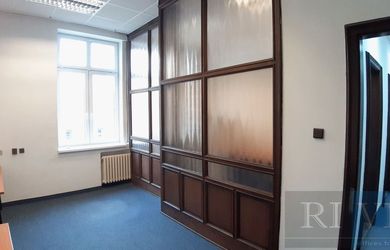 60 m2- samostatný celok – 3 kancelárie