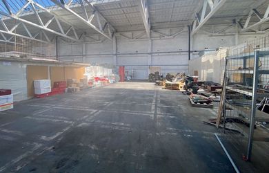 creative solution s.r.o. - prenájom skladového priestoru - 238m2 - BA V