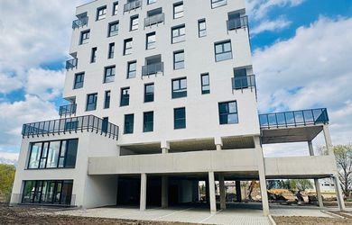 Na predaj 2-izbový byt s loggiou v novostavbe Square v Poprade - 5D