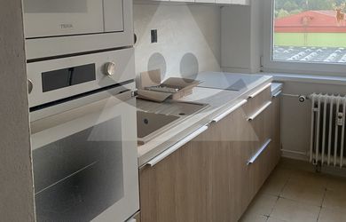 3-izbový byt s veľkým balkónom /61,5 m2/ Kysucké Nové Mesto - centrum