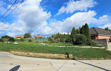 PNORF - stavebný pozemok 803 m² v Kľačanoch – ideálny pre rodinný dom