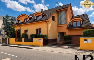 Reprezentatívna vila v centre mesta, 1127 m2 ul. Jilemnického, TN