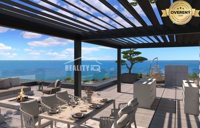 Luxusný apartmán (79 m²) s podlahovým kúrením a garážou – Azur Panoram