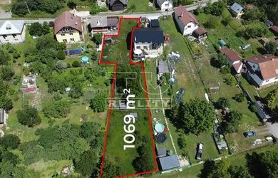 Na predaj stavebný pozemok s drevenicou Svederník o výmere 1069m2