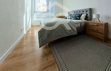 Na prenájom luxusný 3 izbový byt pri nemocnici v Nitre s parkovaním