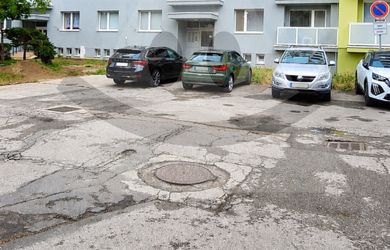 Predaj bytu 2-izbového na sídlisku Stred