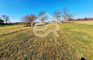 Ponúkam na predaj záhradu v Lúčnici nad Žitavou, 1000m2, 5km Vráble,