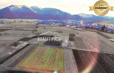 Exkluzívne na predaj stavebný pozemok 1008 m2, Ďurčiná pri Rajci
