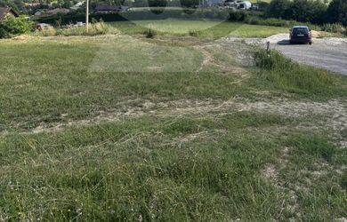 Na predaj slnečný pozemok 770 m² v tichom prostredí – Malá Čierna za 13 000 eur.