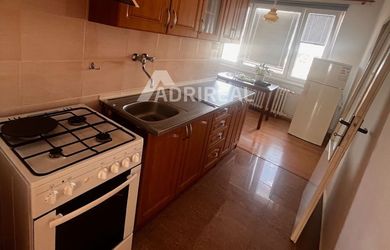PREDAJ: 2,5i s lodžiou 63,3 m2; CENTRUM-Lučenec; 93.500 €