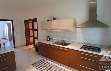 PRENÁJOM - 2 izb. byt, 95 m2, pri Trnavskom Mýte, zariadený