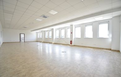 MODERNÉ KANCELÁRIE, Teplička nad Váhom, Žilina