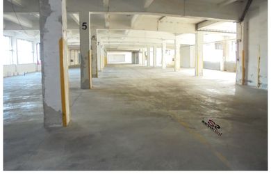 Skladové priestory na prenájom / areál Smrečina / Banská Bystrica