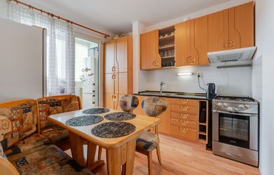 Predaj 3-izbového bytu v rodinnej lokalite, ul. Čiernovodská, BA II - Vrakuňa