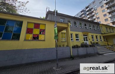 Samostatná budova na predaj Bratislava - Ružinov