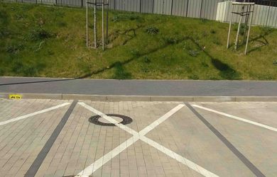 Prenájom - Parkovacie státie na Slnečiaciach zóna Mesto
