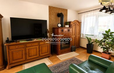 Veľký 2-generačný rodinný dom vo vyhľadávanej časti Serede