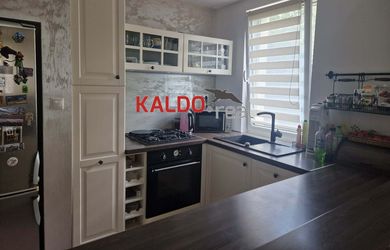 Trnava ponúkame na predaj 3 izbový byt na ul. Jána Hajdóczyho, exkluzívne iba v Kaldoreal !!!