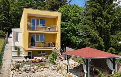 4-izb. RD pod Lesom na 18á pozemku po kompl. rekonštrukcii