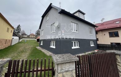 Rezervované TUreality ponúkajú exkluzívne na predaj rekreačný 3-Poschodový Objekt