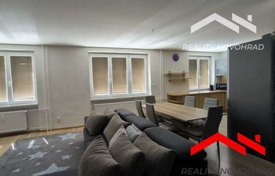 3 IZBOVÝ BYT LUČENEC - PRIAME CENTRUM