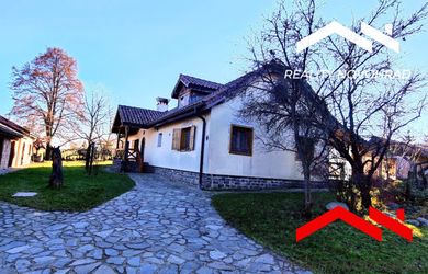 Mimoriadna zľava: Rodinná usadlosť ideálna pre milovníkov koní a pokojného vidieckeho života