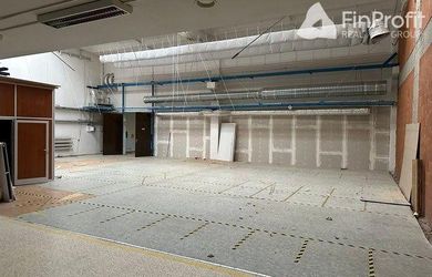Vykurovaný skladový priestor 550 m2 na Púchovskej ul.