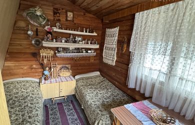 Na predaj slnečná záhrada s chatkou BB časť Fončorda