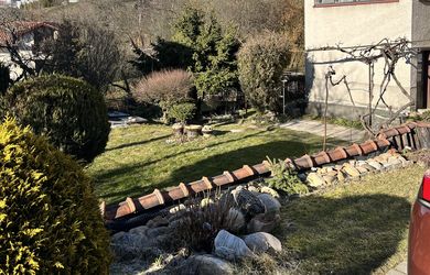 Exkluzívne ponúkame  na predaj RD na bývanie alebo podnikanie v BB, časť Rudlová