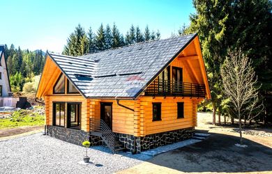 PREDAJ, drevenica novostavba Lazisko, pozemok 892 m2