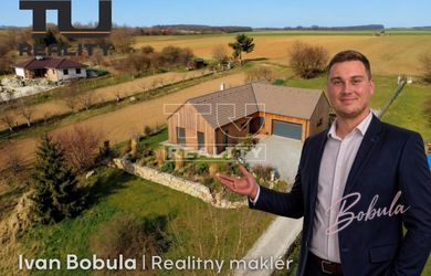 Stavebný pozemok 1280 m2 Veľké Bedzany